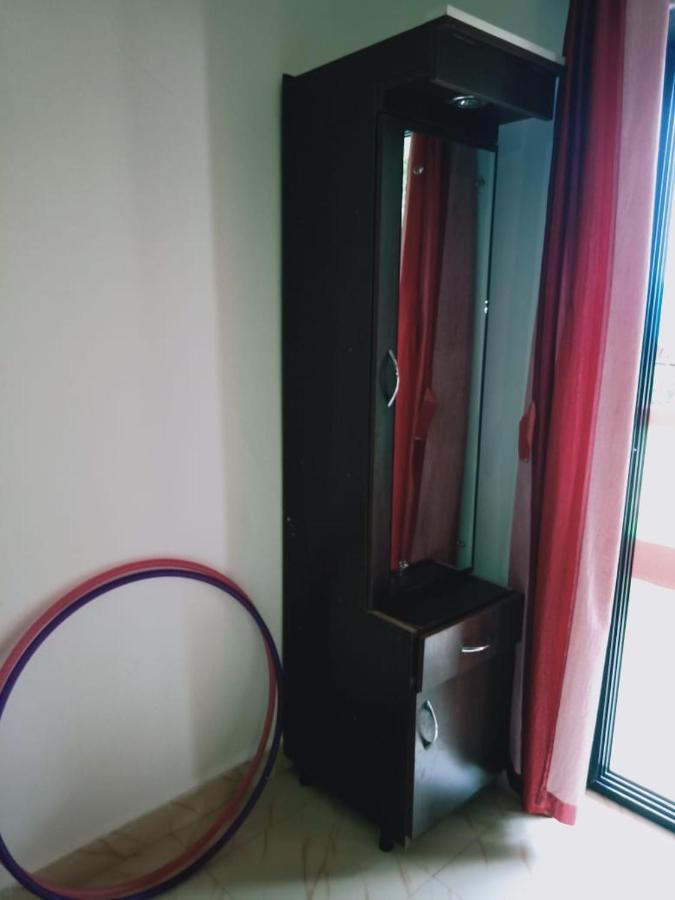 Rasta Mansion Beach Hostel And Rooms 阿姆波尔 外观 照片