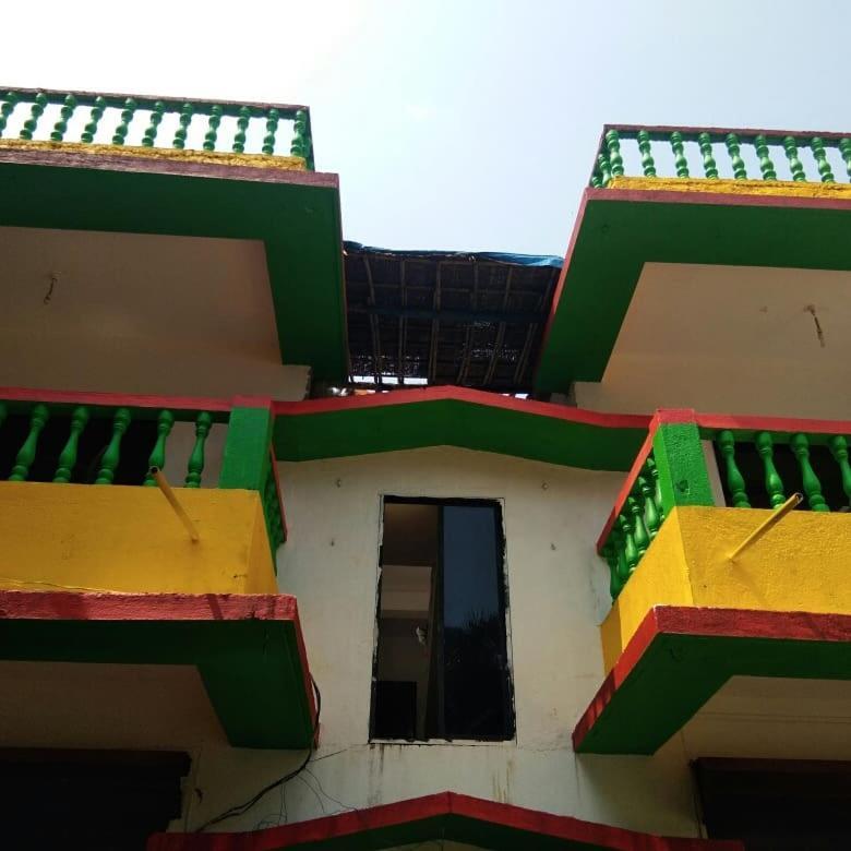 Rasta Mansion Beach Hostel And Rooms 阿姆波尔 外观 照片